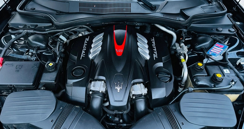 Maserati Quattroporte cena 245000 przebieg: 95000, rok produkcji 2014 z Rzeszów małe 191